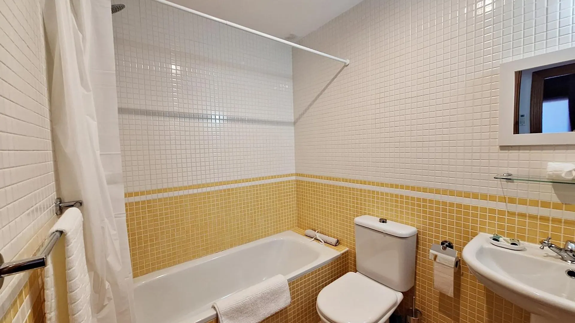 Al Andalus Hill Apartment Vera