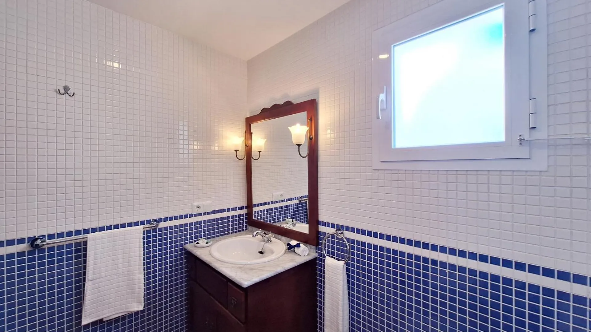 Al Andalus Hill Apartment Vera